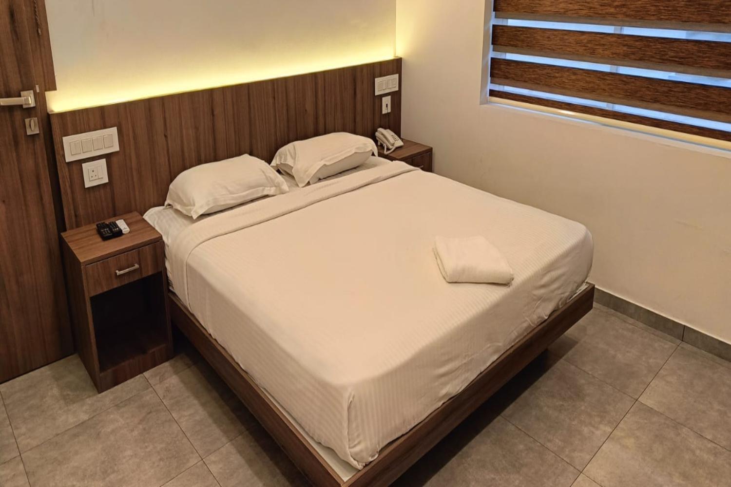 Green Tea Hotels ديفيكولام المظهر الخارجي الصورة